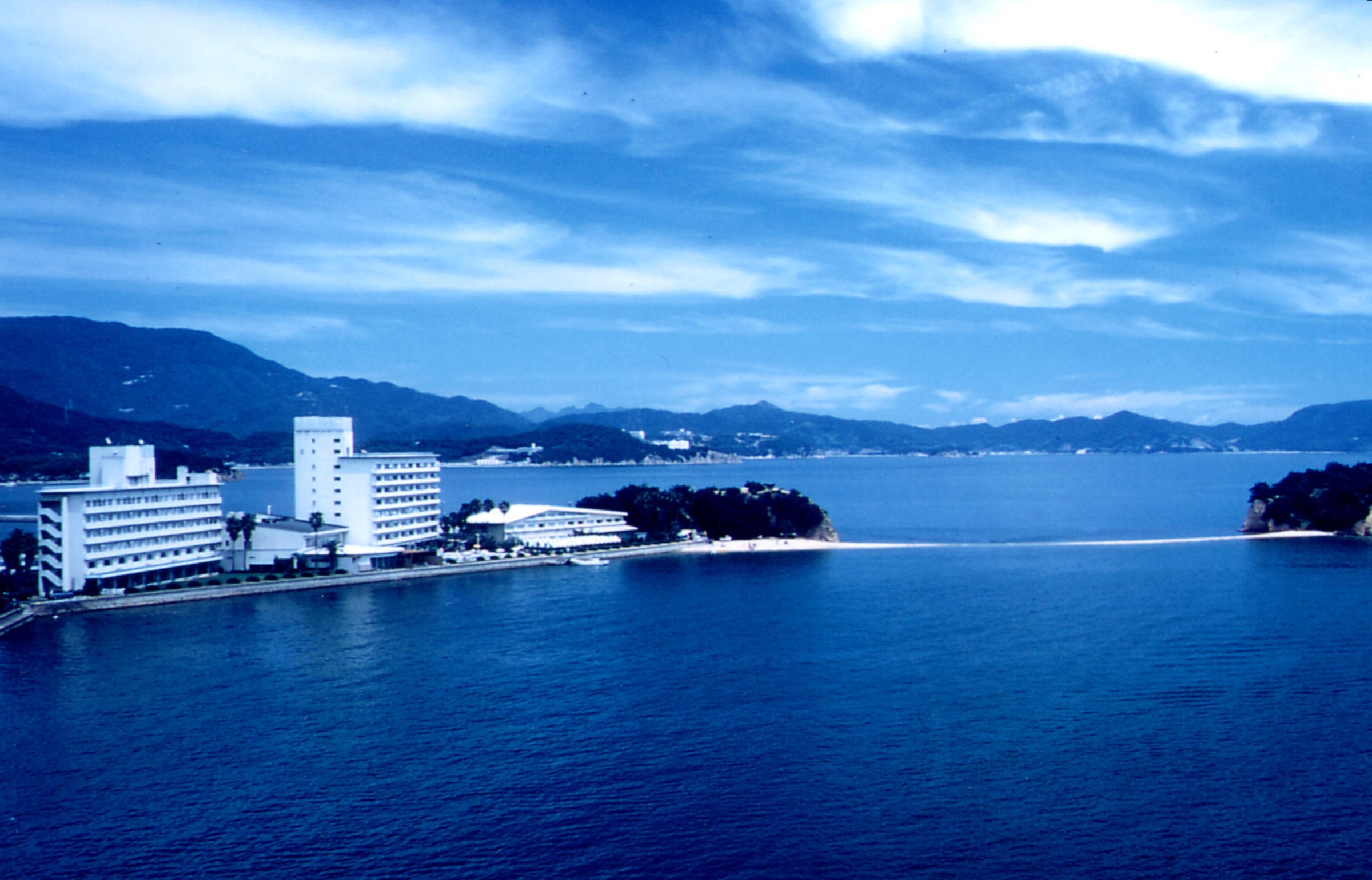【東京駅・品川駅・新横浜駅発】 オリーブの島・小豆島と四国周遊　３日間3