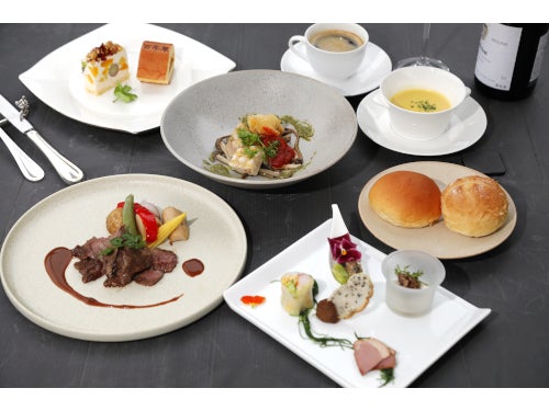 【名古屋発】本格フランス料理フルコース＆天空の花回廊！茶臼山高原芝桜の丘＆青もみじの香嵐渓1