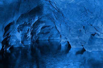 【新大阪・新神戸・岡山・広島駅発】 夏彩の阿蘇・久住・湯布院　九州涼景めぐり１０景　３日間