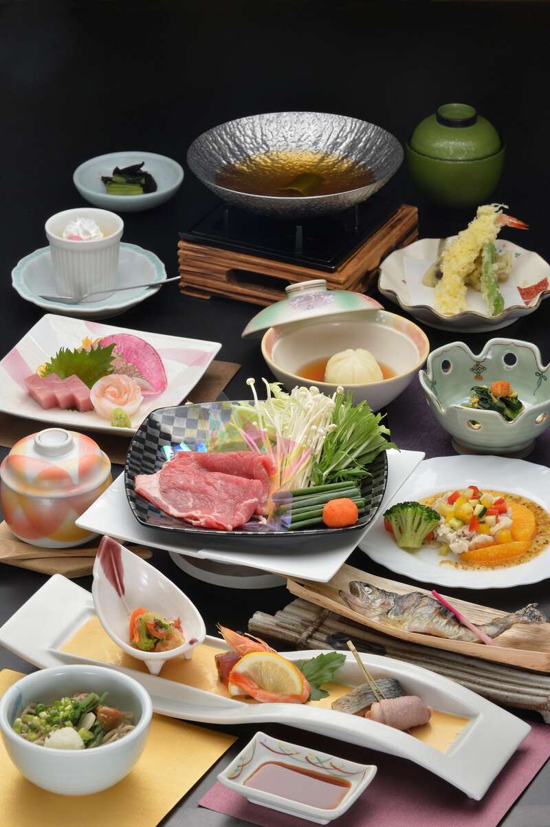 【富山県内発】 春のお花見懇親会　天下第一の高遠コヒガン桜 と松本城　昼神温泉２日間2