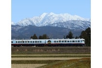 【金山駅南口】〔遊山〕富山の自然が織りなす食と景色　ダイニング列車一万三千尺物語1