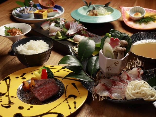 【早90】【ジャンボマーチ／添乗員同行】◆県営名古屋(小牧)空港発着！◆壱岐ステラコート太安閣と対馬グランドホテルに泊まる グルメを楽しむ 壱岐・対馬 3日間1