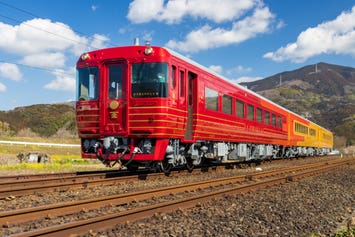 【2026年10月10日(土)・2027年3月13日(土)出発】 【レフ松山市駅ｂｙベッセルホテルズ】 JR四国観光列車「伊予灘ものがたり」で モーニング～しまなみ海道・松山城と伊予の小京都大洲へ1泊2日