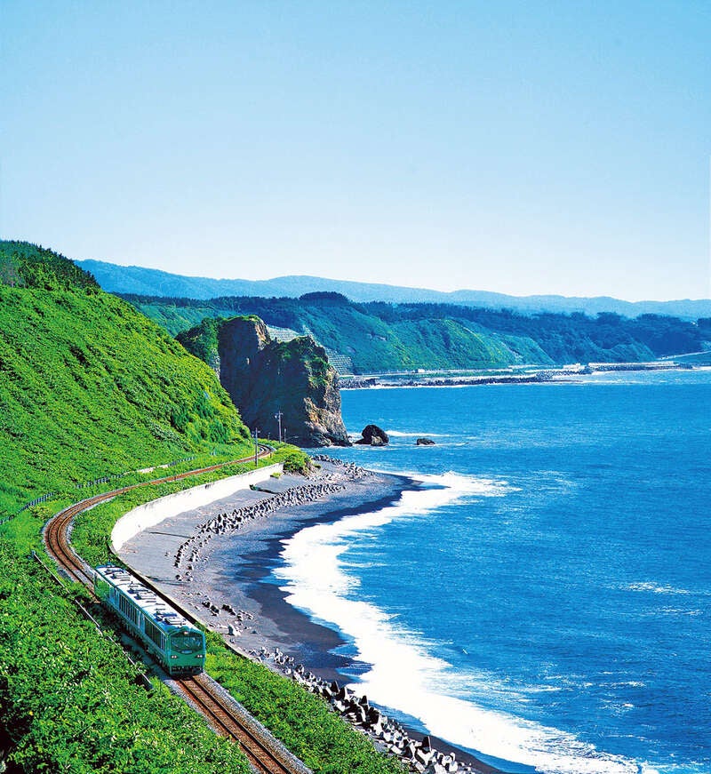 【東京駅・上野駅・大宮駅発】 〈鉄道くらぶ〉人気の五能線「リゾートしらかみ」とみちのく鉄印の旅　３日間1