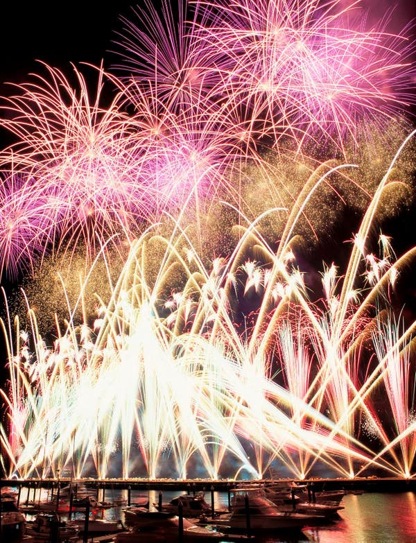 【仙台エリア発】 酒田の花火2025とシャインマスカット狩り（復路夜行2日間）1