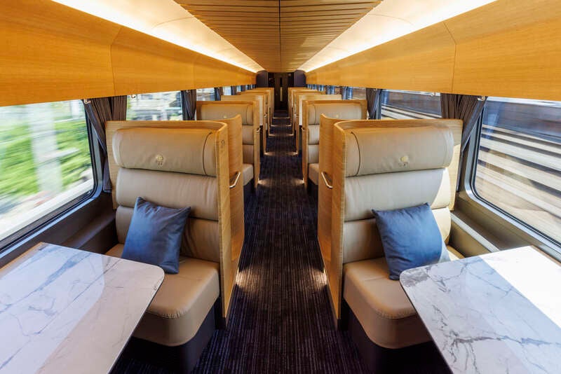 【新大阪駅発】 近鉄レストラン列車「Les Saveurs 志摩 （レ・サヴール・しま）」乗車と英虞湾クルーズ＆伊勢神宮両参り　2日間2