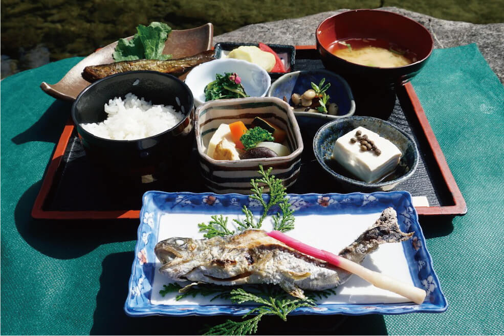 ＜奈良＞圧巻！ 1000本のしだれ桜 天空の庭「高見の郷」と樹齢約300年の又兵衛桜ご観賞【明石・三宮出発】3
