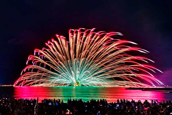 【富山県内発】 浜茶屋前観覧席で観る！第43回　福井県坂井市　三国花火　復路夜行２日間1