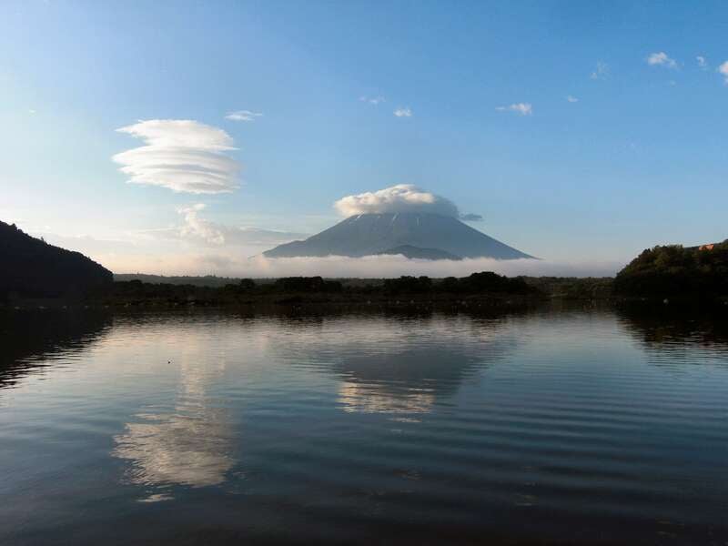 【山口宇部空港発】 冠雪の富嶽十五景３日間3