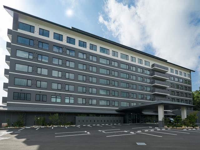 ■ヒロデン1日乗車・乗船券付き　世界遺産「宮島」を対岸に望める贅沢な佇まい　天然温泉大浴場・露天風呂あり　グランヴィリオホテル宮島-和蔵-　2泊3日2