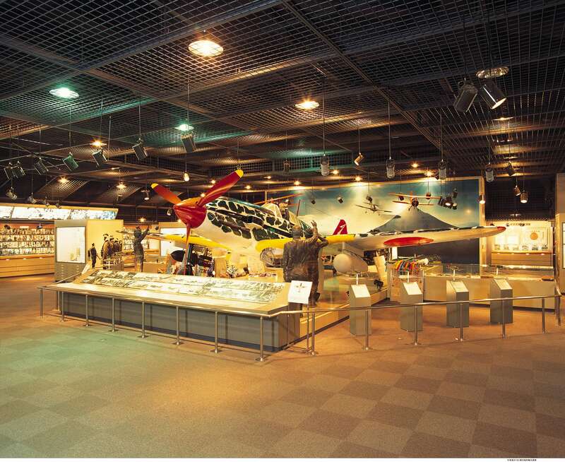 【高知駅・後免駅・土佐山田駅・阿波池田駅発】 食と温泉と多彩な自然の宝箱！よかとこ南九州３日間2