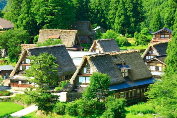 【和歌山駅東口発】 2025年に行くべき旅先に選ばれた「富山県」へ行こう！2日間3