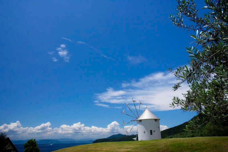 【羽田空港発】 せとうち２島めぐり「小豆島」「淡路島」と鳴門うず潮クルーズ・高松「栗林公園」・屋島　ワンランク上の島のリゾート温泉ホテルに２泊　３日間1