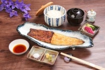 ◎ＷＥＢ予約でリボンポイント３ポイント◎うなぎ養殖発祥の地　浜松で食す！【江南・扶桑・犬山発】＊日帰り昼食付＊『浜名湖養鰻百二十五年の最高傑作 浜名湖うなぎ「でしこ」を食べよう！』1
