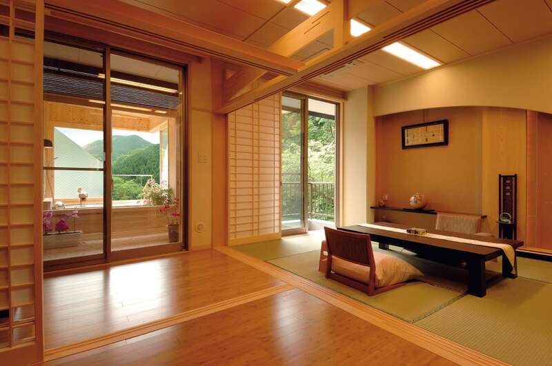 【東京駅・品川駅・川崎駅・横浜駅・大船駅発】 静岡県・観音温泉　極上のつるつる温泉！飲泉・自家源泉かけ流し　伊豆奥下田　観音温泉２日間「コダワリ温泉」【列車+ホテル】3