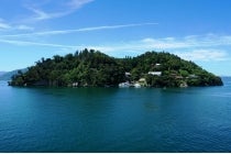 ◎WEB予約でリボンポイント２ポイント◎【西尾発】＊日帰り昼食付＊『滋賀　パワースポット「竹生島」と近江牛ハンバーグランチ』1