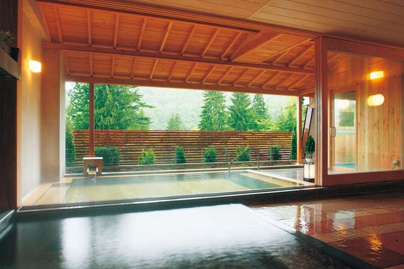 【ＪＲ和歌山駅発】 【東海道・東北新幹線利用】大曲全国花火競技大会と平泉中尊寺・松島　花巻温泉連泊　3日間3