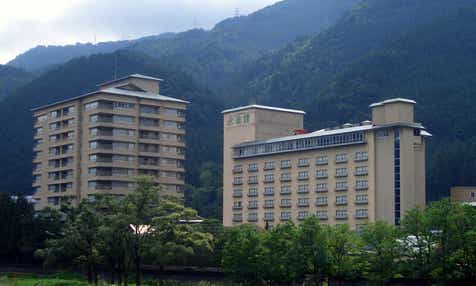 【富山県内発】 年度末決算!読売謝恩企画!下呂温泉・5つ星の宿の名旅館「水明館」2日間