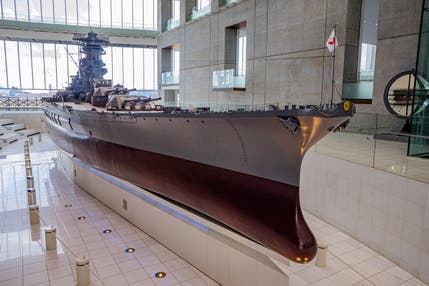 【倉敷発着】リニューアルオープンの大和ミュージアム　呉森沢ホテルでランチビュッフェ