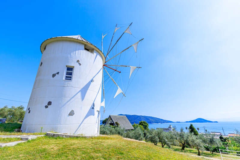 【和歌山市内ルート発】 紅葉の祖谷・大歩危峡・小豆島寒霞渓ロープウェイと約250万球レオマ光ワールド２日間3