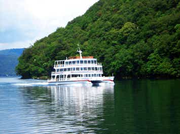 【伊丹空港発着】 東北ゴールデンルート　十和田・奥入瀬・中尊寺・角館・松島　3日間