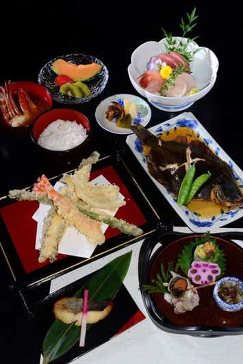【現地集合/解散】 ≪花火≫貸切屋形船から見る隅田川花火大会と品川プリンスホテル宿泊２日間　品川プリンスホテル・メインタワー集合