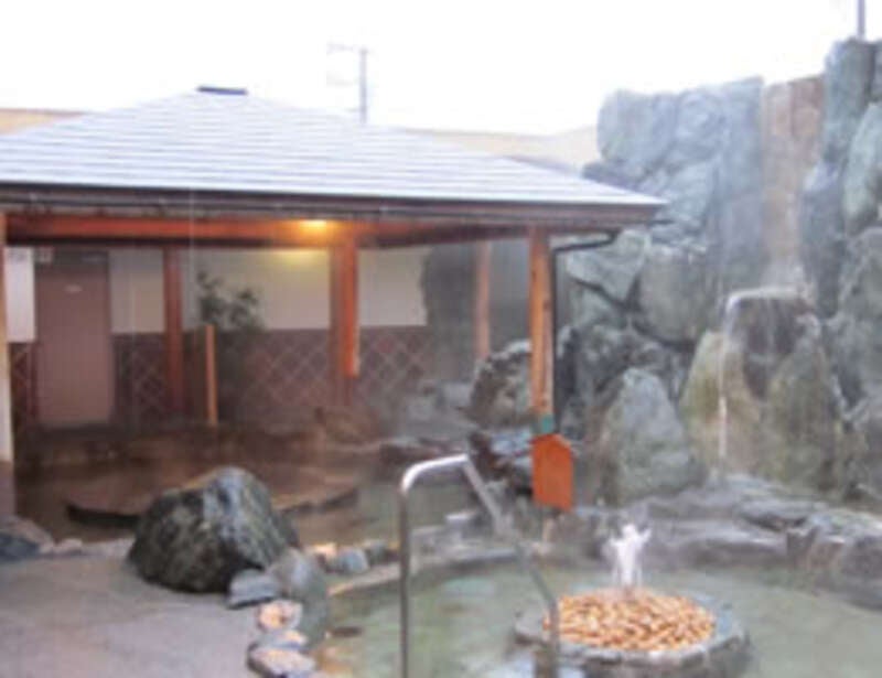 【倉敷・岡山発】 おひとり様“かに２杯”使用！「カニフルコース」の昼食と美作三湯・湯郷温泉　日帰り2