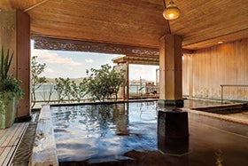 龍野・姫路・三木　発
七尾湾・能登半島を望む贅沢なお宿和倉温泉のと楽と能登半島を巡る2