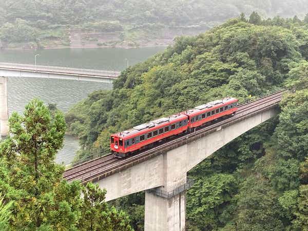 【大阪駅・新大阪駅・京都駅・敦賀駅・福井駅・金沢駅・新高岡駅・富山駅発】 鉄道浪漫！SLばんえつ物語と初秋の魅せたい会津・越後みどころハイライト　3日間2