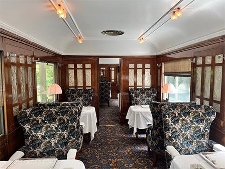 中部発　日帰り　ルネ・ラリックが手掛けた装飾に囲まれて味わう、美食。Ｏｒｉｅｎｔ　Ｅｘｐｒｅｓｓ　Ｓｐｅｃｉａｌ　Ｌｕｎｃｈ3