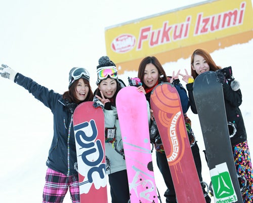 【名古屋】【東岡崎】朝出発　バスで行く福井和泉スキー場リフト券付日帰りパック／スノーボード初心者限定無料ワンポイントレッスン実施1