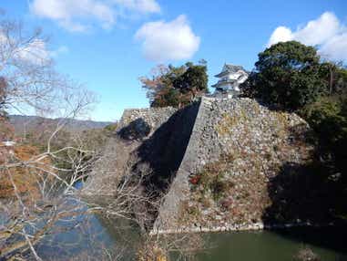 【新千歳空港発】 《歴史・城郭めぐり》おも城ガイド同行！  築城の名手 藤堂高虎が手がけた名城めぐり ～東海・近畿編～（3日間）