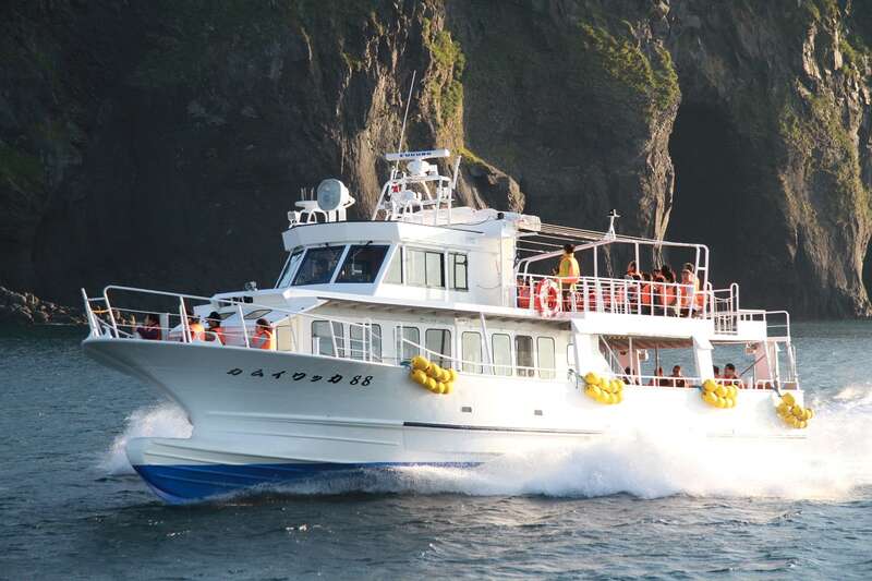 【伊丹空港発着】 知床＆羅臼W（ダブル）クルーズと秘境ロマン釧路湿原４日間1