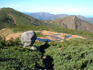 【名古屋発】■２０２６年１０月８日（木）■〔上級+〕次晴登山部　越後駒ヶ岳と平ヶ岳　 ２泊３日　★次晴登山部会員割引対象ツアー　日本百名山と名峰を歩く旅　　♪名鉄の泊りトレッキング