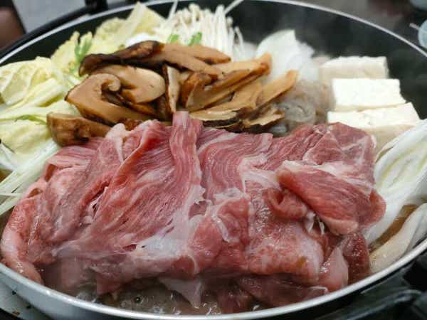 【呉庁舎発】秋の味覚 松茸&黒毛和牛すき焼き食べ放題と日本遺産「吹屋ふるさと村」 日帰り1
