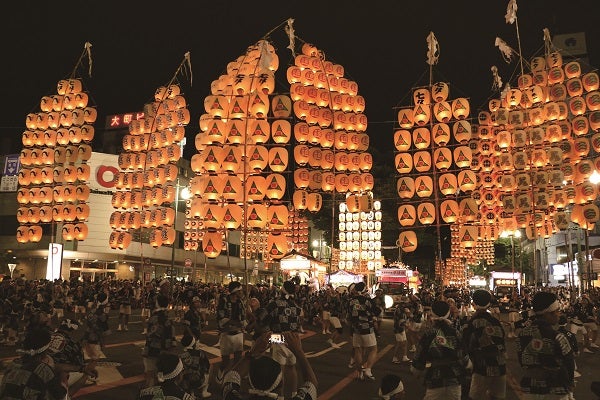 秋田「竿燈まつり」と青森「ねぶた祭」3泊4日2