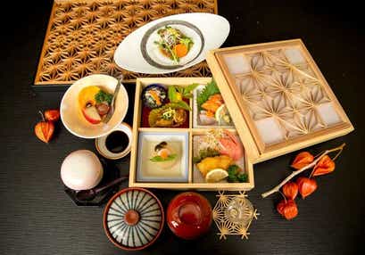 【大分・かんたん・北浜・別府発】 料亭・旅館三川屋にて職人の秘技!大川組子膳を食す!ちっご秋物語 日帰り