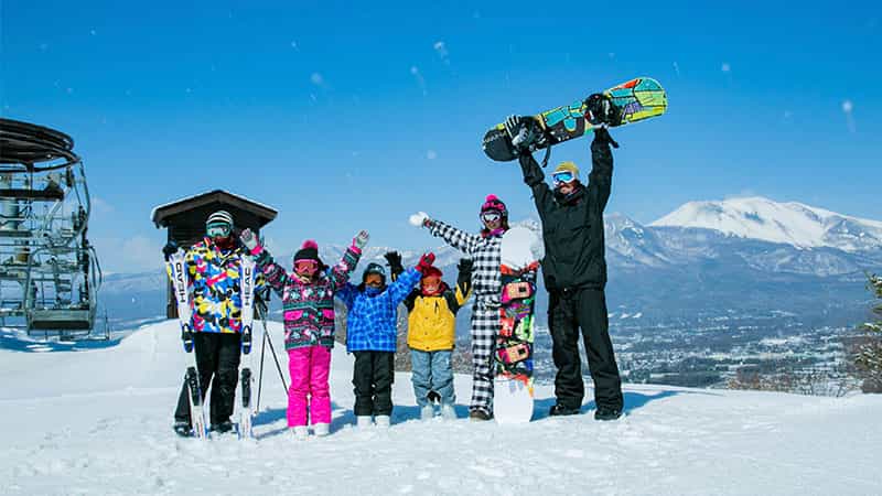 【新宿・各地（シャトル）朝発】ぶっとび！日帰りスキー＆スノボ｜佐久スキーガーデンパラダ・南パラダIN（リフト券付）3