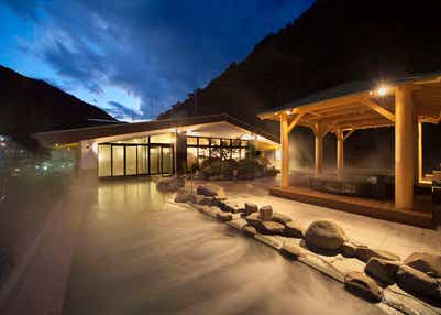 【新大阪駅・京都駅・米原駅・名古屋駅発】 グリーン車でゆく!箱根・富士・鎌倉・伊豆半島ゴールデンルート3日間