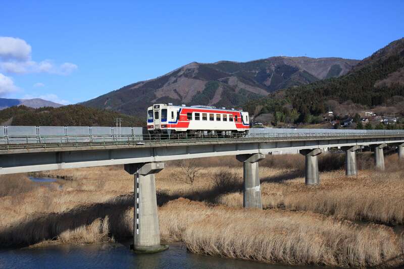 【岩手県内発】 釜石で泳ぐホタテ御膳の昼食と三陸鉄道　日帰り1