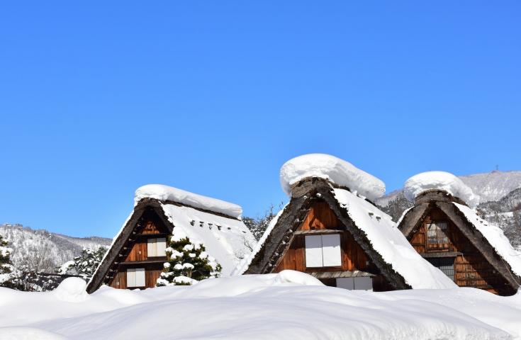 [名古屋発]世界遺産合掌造りの集落が並ぶ「白川郷」へ行こう＆高山の古い町並みの自由散策と食べ歩きでお楽しみ！3