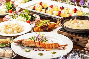 【希少で高価なジャンボ海老🦐の昼食に嬉しいお土産がいっぱい🛍️/新宿・池袋発】春爛漫！なんと約２５cm！希少な「ジャンボ海老づくし🦐ランチのミステリー」バスツアー