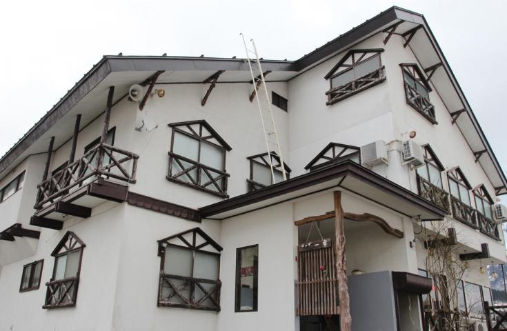 【往復新幹線指定席で行く】ガーラ湯沢「ロッヂ一幸」 2泊3日【リフト2日券付】【夕食・翌朝食付】1