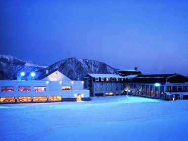 ●夜発バス　白馬乗鞍　１２・１月出発セール　白馬アルプスホテル（ファミリールーム）（1泊4日）