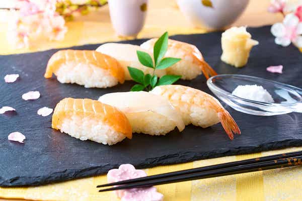 【栃木県内発】 1泊4食付き！福島巨峰狩り食べ放題と東山温泉　会津まちあるきスイーツ・裏磐梯五色沼・猪苗代ハーブ園・大内宿　2日間2