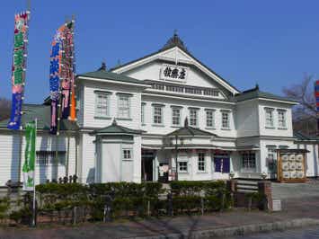 【秋田市内～井川さくら発】 秋田内陸縦貫鉄道から見る田んぼアートと明治の芝居小屋康楽館舞台裏見物　日帰り1