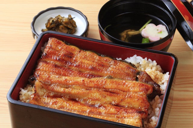 ★5/26　6/3　6/9　6/19 催行決定★【横浜発】潮来あやめまつりと新勝寺　水郷潮来あやめまつりと成田山新勝寺参拝・名店「川豊」で名物国産うな重の昼食3