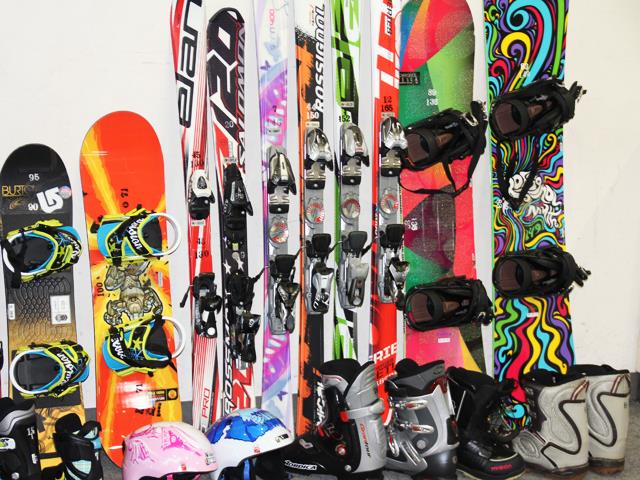 ■●夜発バス　竜王スキーパーク　日帰りプラン　リフト券＆レンタル付2