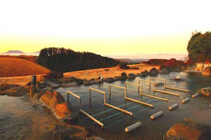 【山口県内/小倉駅発】 湯煙旅情!湯ったり黒川温泉郷と「日本一のおんせん県」めぐり2日間