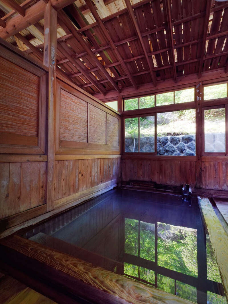 【青森県・新幹線駅発】 《長期滞在》みちのく湯治旅！老舗旅館「旅館 玉子湯（たまごゆ）」滞在（４日間）2